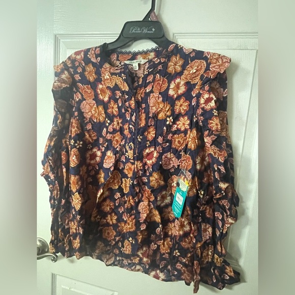 The Pioneer Woman Floral Ruffle Sleeve Top. NWT! Size Small - Picture 3 of 8